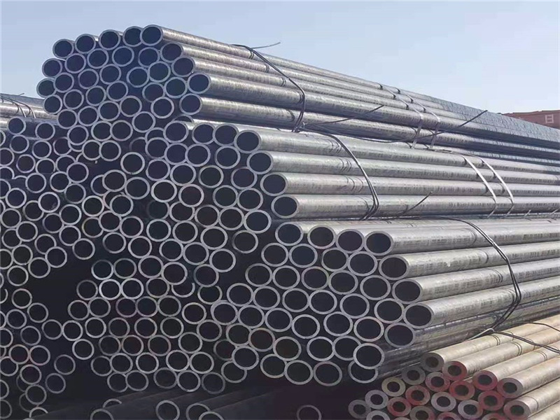 20#熱軋無(wú)縫鋼管